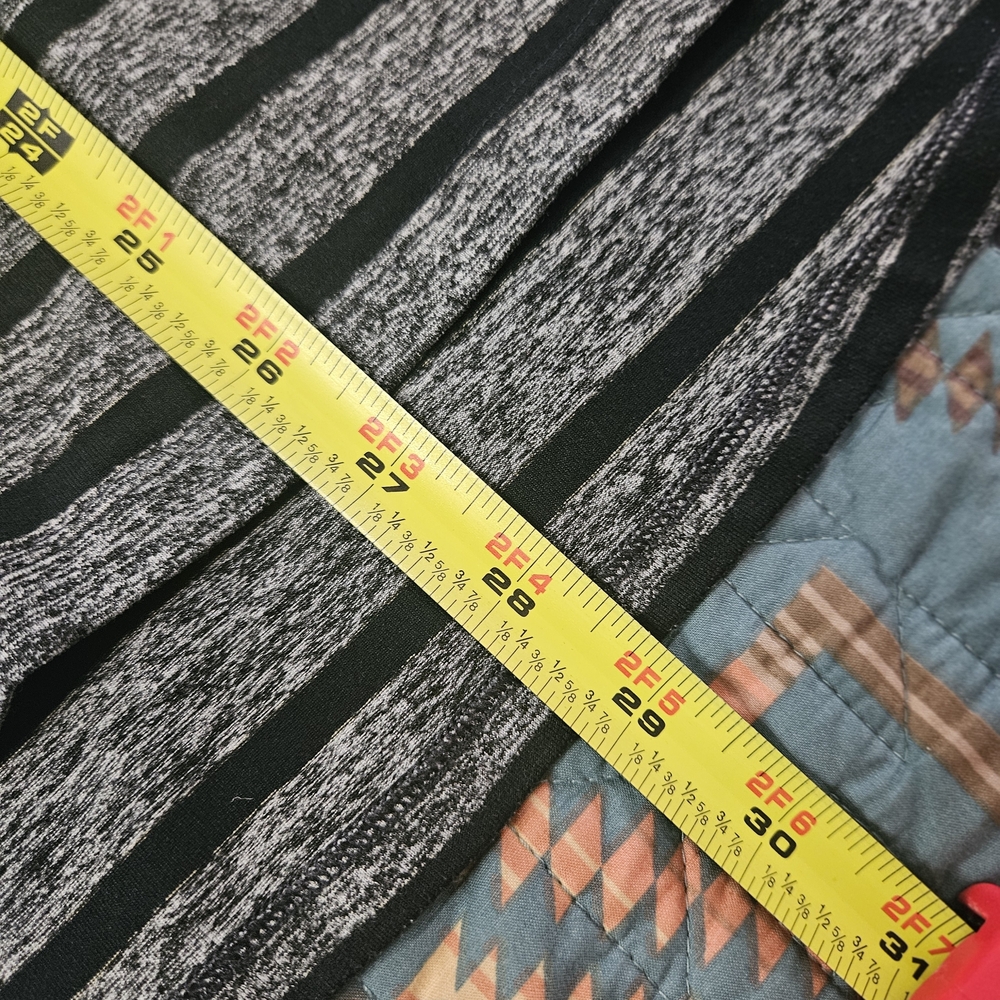 Nike Black and Gray Running Pullover. #1318 - Picture 5 of 5